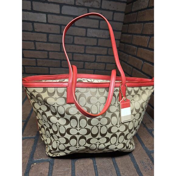 Coach 23465 Weekender Signature C Medium Zip Tote Khaki Jacquard Red - Picture 1 of 11
